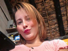 SaritaVelez - blond female webcam at xLoveCam