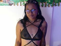 SashaBrowns - female webcam at xLoveCam