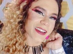 SaskyaDeluxxe - blond shemale webcam at xLoveCam