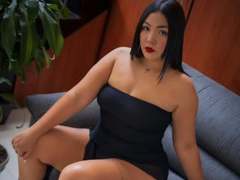 ScarlettJaackson - female with black hair webcam at xLoveCam