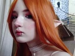 SeleneWorrall - female with brown hair webcam at xLoveCam