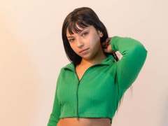 SelinaSimpsom - female webcam at xLoveCam