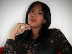 SexMery - female with black hair webcam at xLoveCam