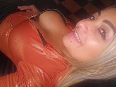 PaolaGiraldo - female with brown hair and  big tits webcam at LiveJasmin