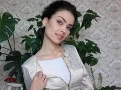 SexyManuelle-hot - female with black hair webcam at xLoveCam