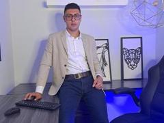 SexySir - male webcam at xLoveCam