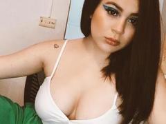 ShantallParis - female with  small tits webcam at xLoveCam