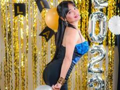 SilvannaReyes - female webcam at xLoveCam