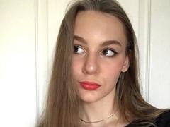 SofiaNash - female with brown hair and  small tits webcam at xLoveCam