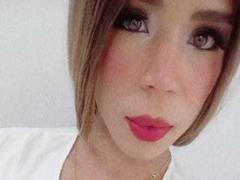 SofiaTriana - blond shemale webcam at xLoveCam