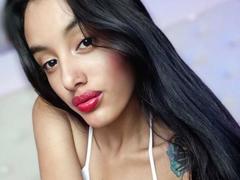 SofyDubross - female webcam at xLoveCam