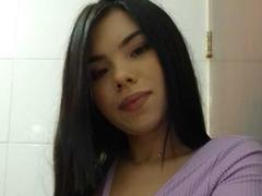 SophiaHotQueen - female webcam at xLoveCam