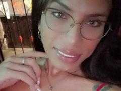 SophiaLithbett - shemale with brown hair webcam at xLoveCam