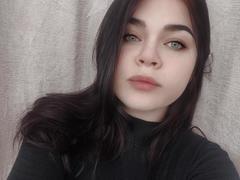 SophieApple - female with brown hair and  small tits webcam at xLoveCam