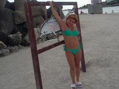 SportyLove - blond female with  small tits webcam at xLoveCam