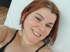 SportyLove - blond female with  small tits webcam at xLoveCam