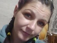 SpringLakssi - female with brown hair webcam at xLoveCam