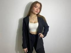 StacyYellig - female with  small tits webcam at xLoveCam