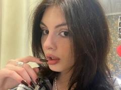 StellaGlow - female with brown hair and  small tits webcam at xLoveCam