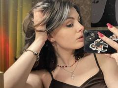 StellaGlow - female with brown hair and  small tits webcam at xLoveCam