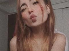 Stteffy - female with red hair webcam at xLoveCam