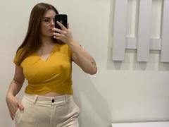 SunnyBaby-hot - female with brown hair webcam at xLoveCam