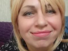 SusieNoreen - blond female webcam at xLoveCam