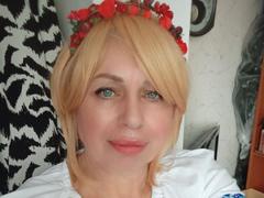 SusieNoreen - blond female webcam at xLoveCam