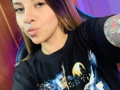 SweetAnaFlowers from xLoveCam