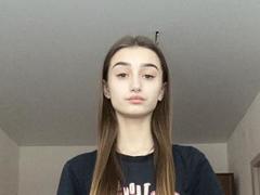 SweetAnmarie - female with brown hair and  small tits webcam at xLoveCam