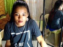 SweetAsian - female with black hair webcam at xLoveCam