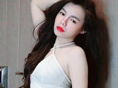 SweetCutieTransHot from xLoveCam