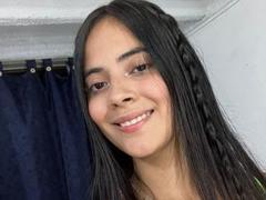 TamaraPeach - female with black hair webcam at xLoveCam