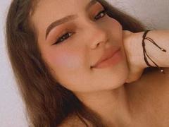 TammyAndrade - female with brown hair webcam at xLoveCam