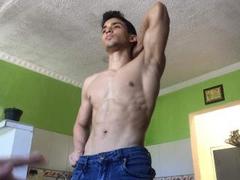 TaylorMuf - male webcam at xLoveCam