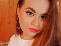 TefanyLips - female webcam at xLoveCam