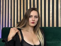 TenderAmberr - blond female with  big tits webcam at xLoveCam