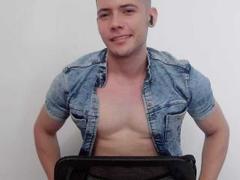 TeylorRivia - male webcam at xLoveCam