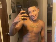 ThaBoEbony - male webcam at xLoveCam