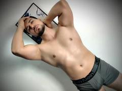 TheColin - male webcam at xLoveCam