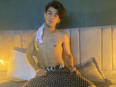 ThiagoLenon - male webcam at xLoveCam