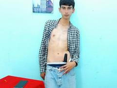 TimyX - male webcam at xLoveCam