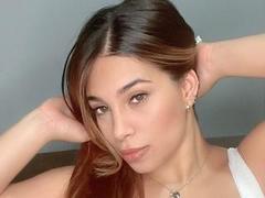 TinaHoffman - female with brown hair webcam at xLoveCam