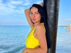 TinaReyes - female webcam at xLoveCam