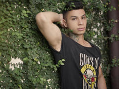 TristanWoods - male webcam at LiveJasmin