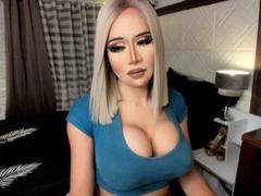 Tsyhumie-hot - blond shemale webcam at xLoveCam