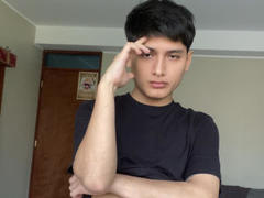 TwinkLatino - male webcam at xLoveCam