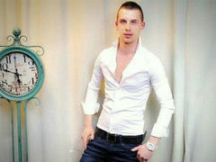 TwinkMario - male webcam at xLoveCam