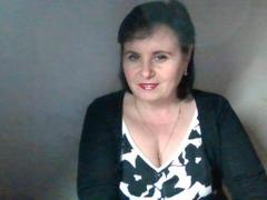 VadaHot - female with brown hair webcam at xLoveCam