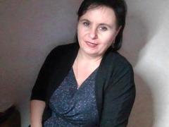 VadaHot - female with brown hair webcam at xLoveCam